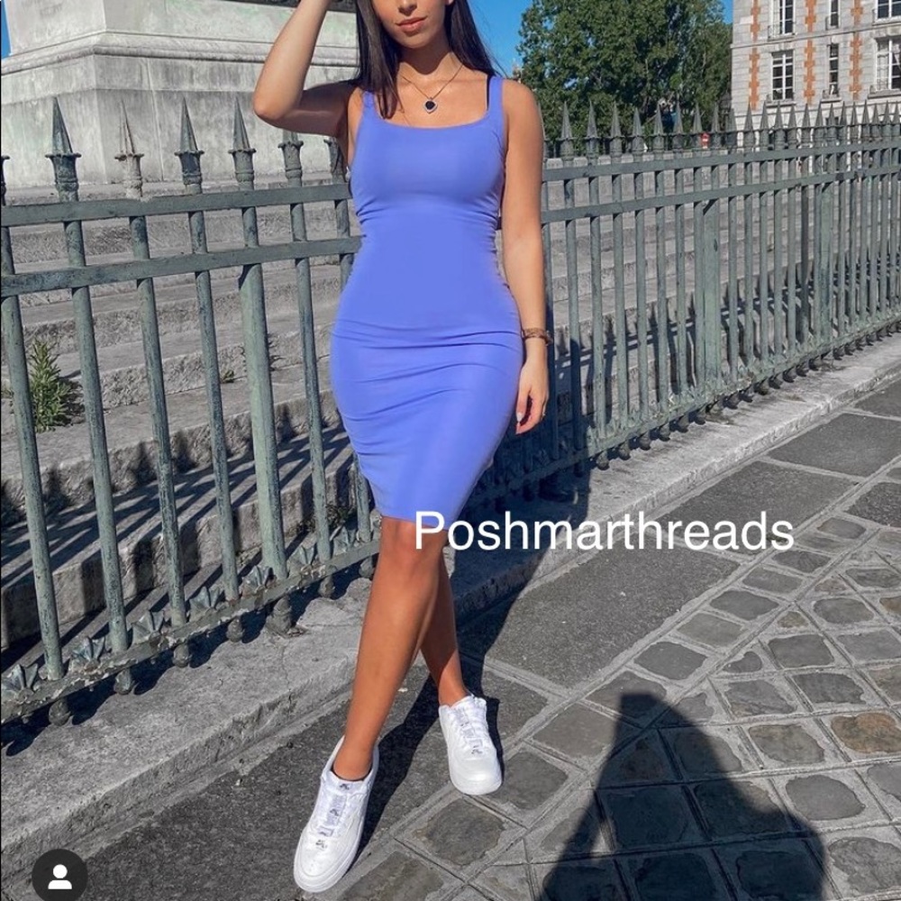 Zara bloggers fave light blue bodycon dress